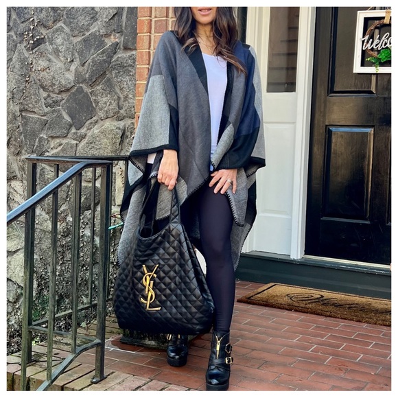 Oversized Color Block Boho Poncho Shawl - Picture 5 of 9